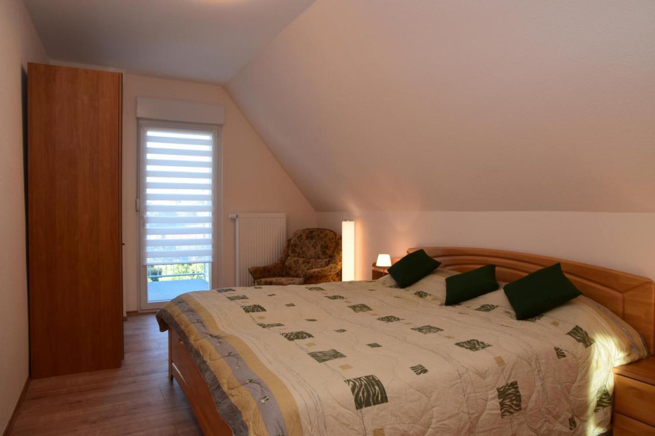 Ferienwohnung Anneliese Am Stadttor Hornbach Ngoại thất bức ảnh
